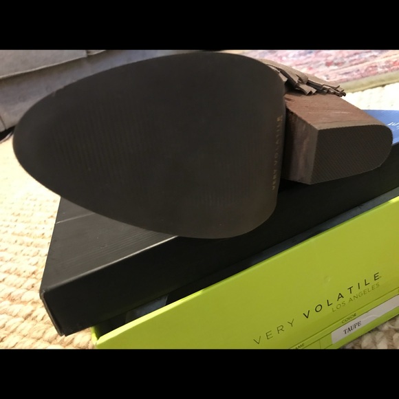 VERY VOLATILELE KHOLE FRINGE BOOTIE ON WEDGE - Picture 5 of 7